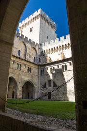 Avignon, Palais des Papes-7
